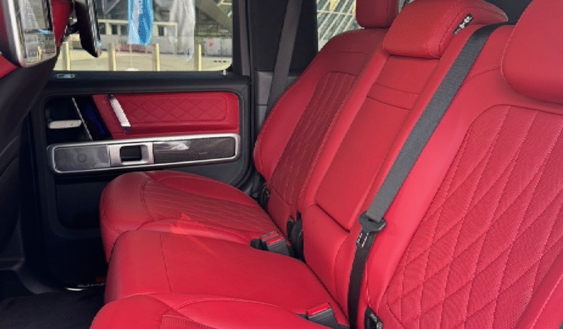 
								Mercedes G Wagon G63 full									